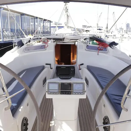 Bateau-hôtel Mar Y Tierra Cisco 2