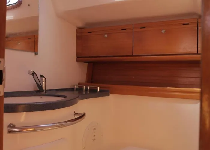 Mar Y Tierra Cisco 2 Bateau-hôtel *